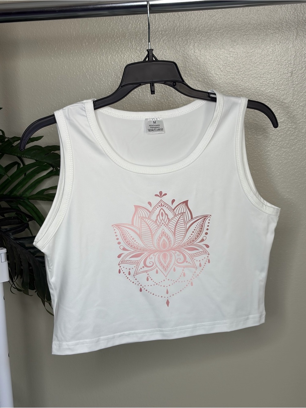 White Pink Lotus Mandala Cropped Tank Top Size M Yoga Festival - Picture 3 of 4